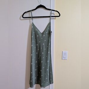 Aritzia Wilfred NWOT mini satin green dress with flowers
